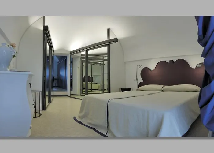 Bartago Luxury House 4*