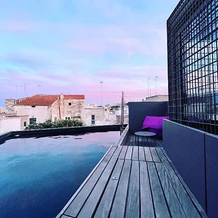 Bartago Luxury House أوستوني