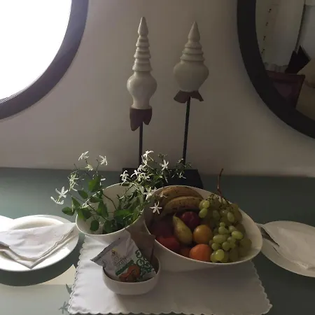 Bartago Luxury House بيت ضيافة أوستوني