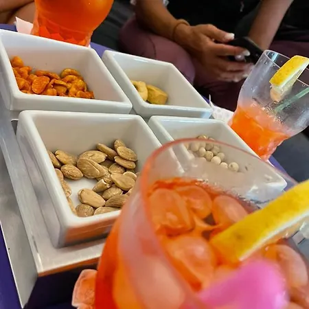 Bartago Luxury House بيت ضيافة أوستوني