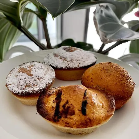 Bartago Luxury House 4* أوستوني